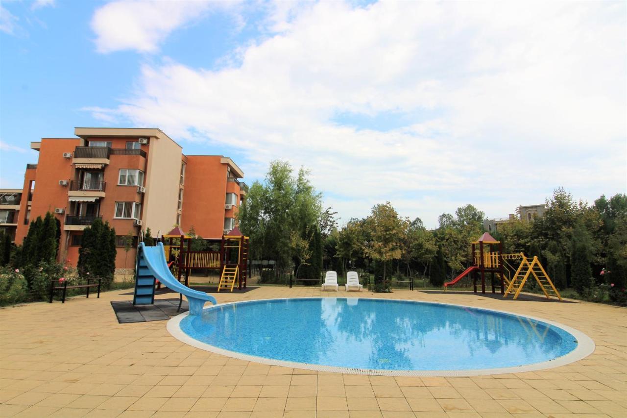 Holiday-Orchid Menada Apartments Солнечный берег Экстерьер фото